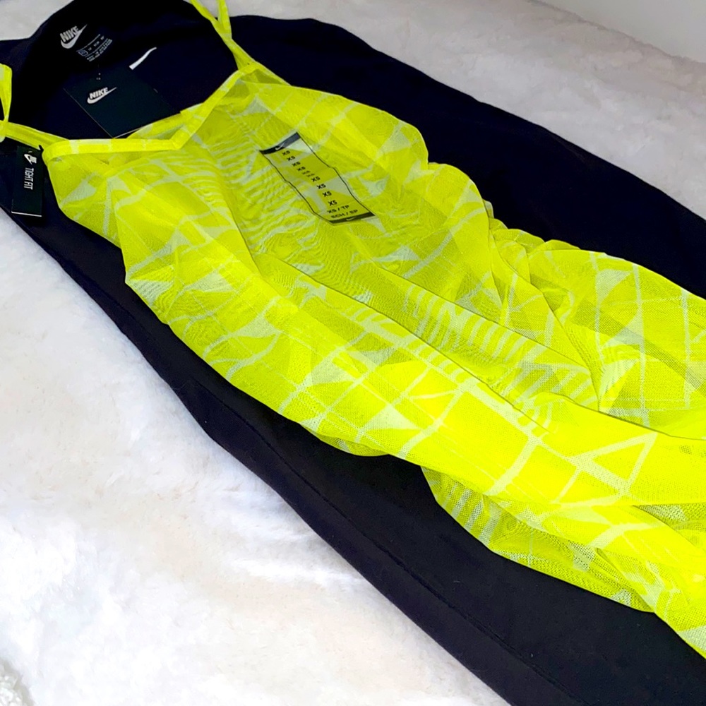 Nike Dress, Black & Yellow Size XS - Picture 4 of 4